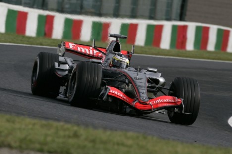Kan Pedro de la Rosa kører sig til et sæde hos McLaren?